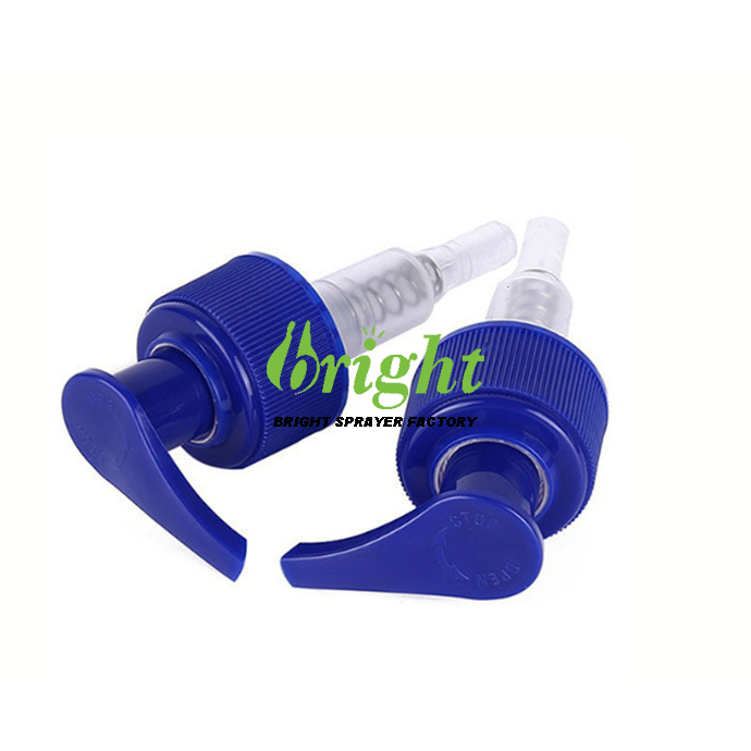 Left-Rightlock lotion pump